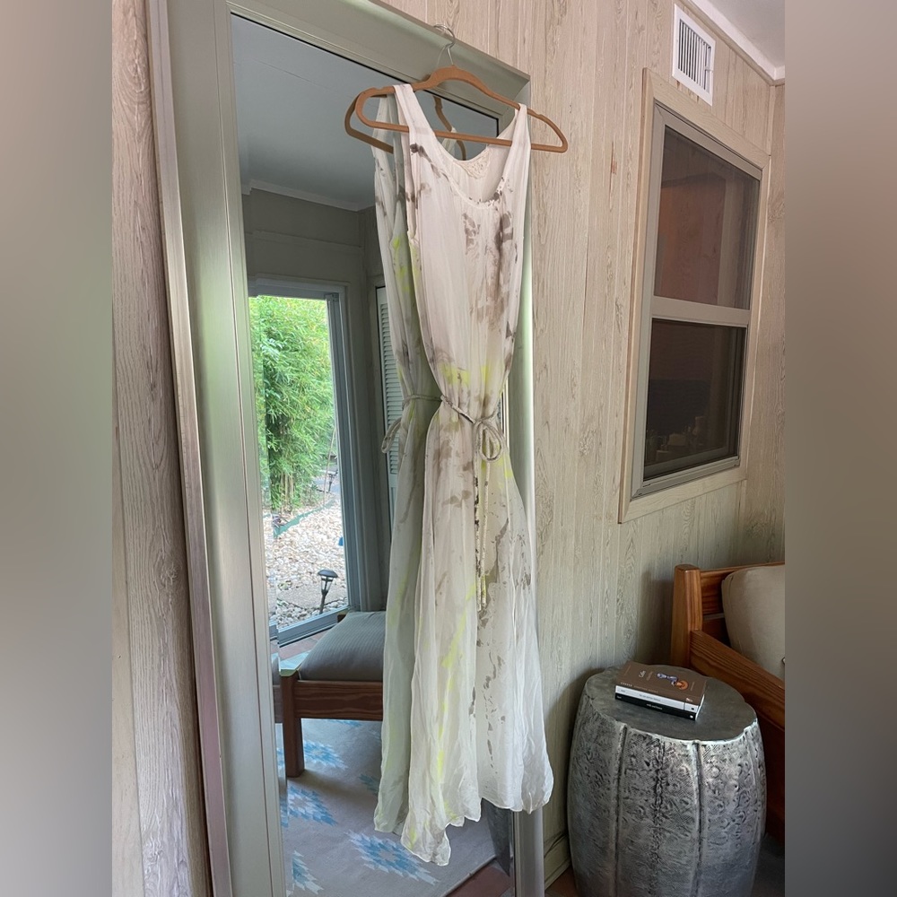 Airy Long Dress with Tie